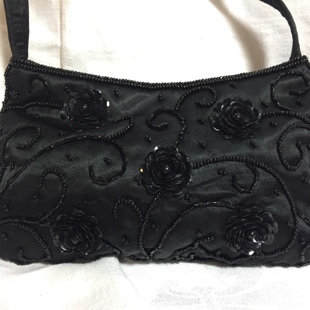 LA REGALE BLACK BEADED EVENING BAG